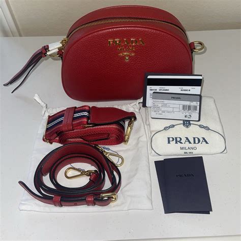 prada 1bh130|Prada Shoulder Bag Red/Gold Metal Fittings 1Bh130 Leather Ladies.